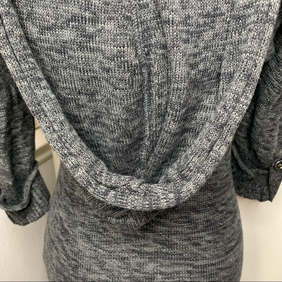 Roxy V-Neck Cuffed Sleeve Beach Sweater - Picture 7 of 13